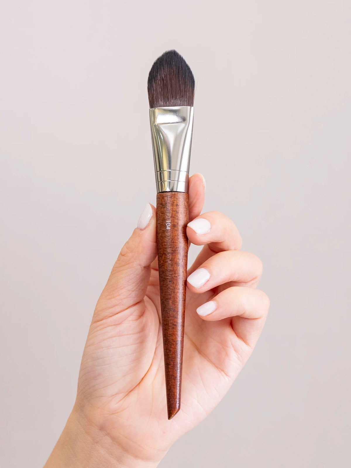 Premium Wood Handle Facial Makeup Brush Set with Fiber Bristles for Foundation, Concealer, Powder, and Blush