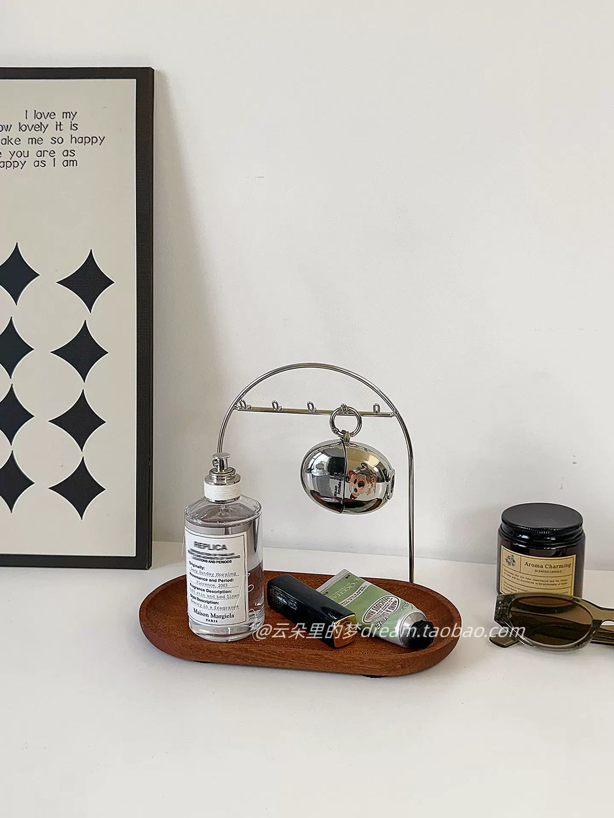 Chinese Style Entryway Organizer Tray with Key Hooks for Jewelry, Cosmetics, and Perfume