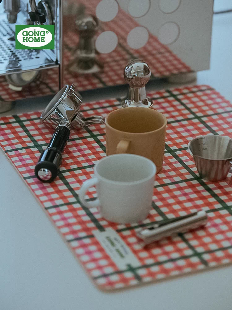 Diatomaceous Earth Absorbent Mat for Coffee Machines, Bars, and Dining Tables - Heat Resistant & Quick Dry