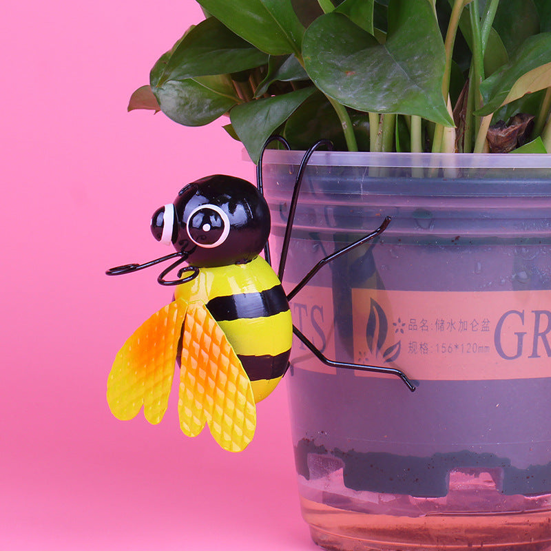 3D Iron Bee Garden Decor Sculpture for Home & Outdoor