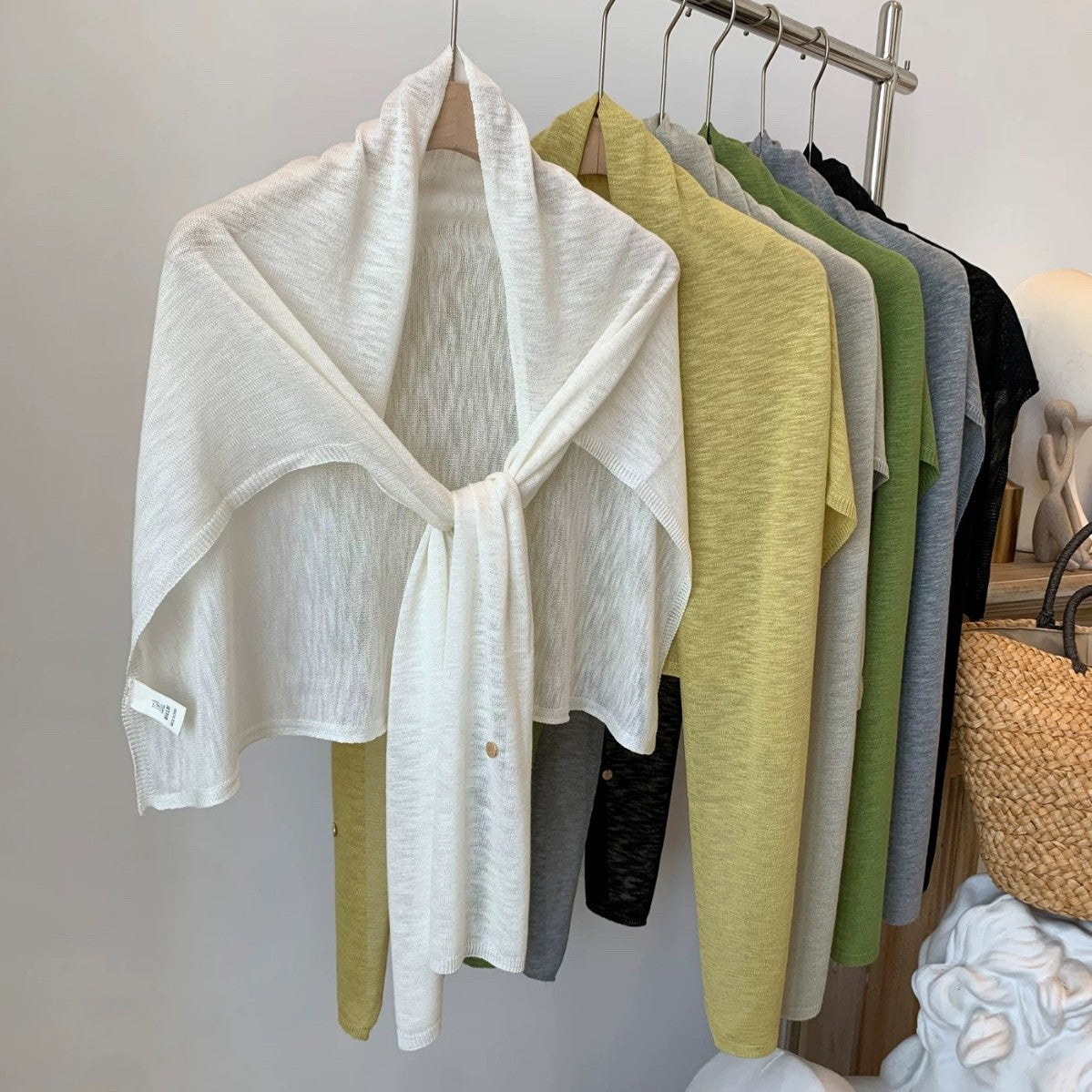 Women's Lightweight Bamboo Linen Shawl for Sun Protection and Air-Conditioned Rooms