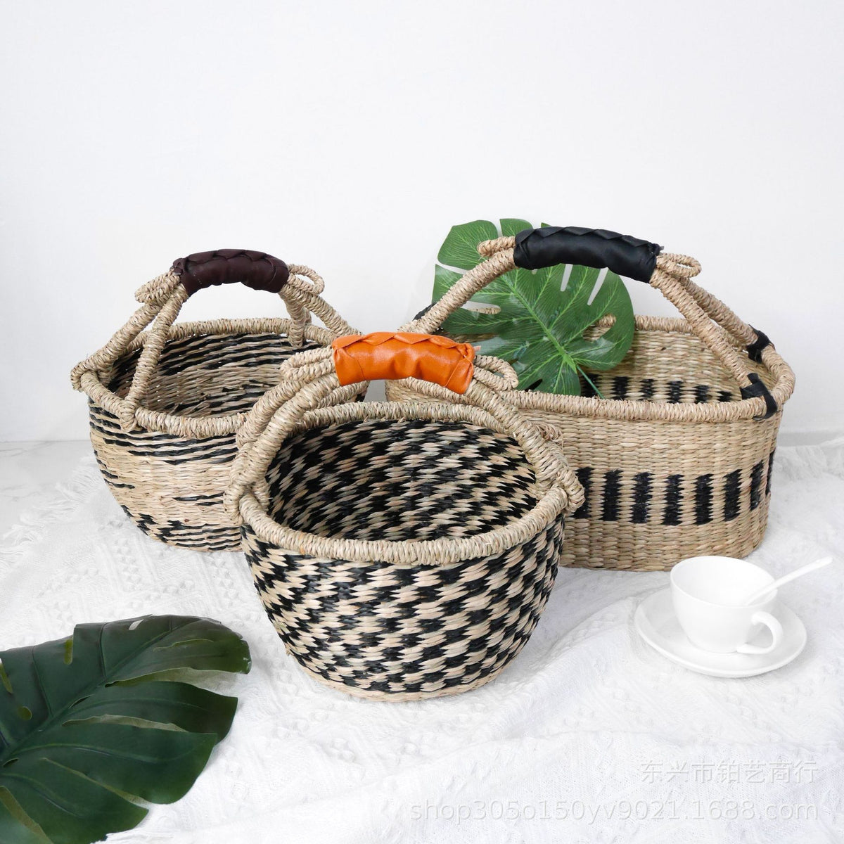 Handwoven Seagrass Basket with African-Inspired Design for Storage, Shopping, and Picnics