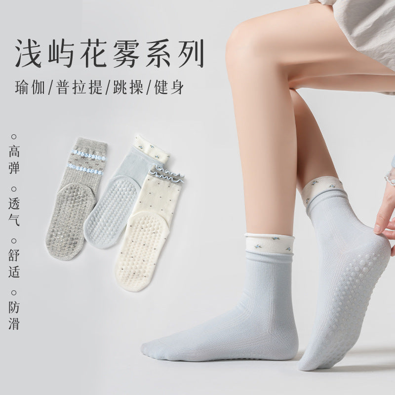Non-Slip Yoga Pilates Socks with Silicone Grips for Women