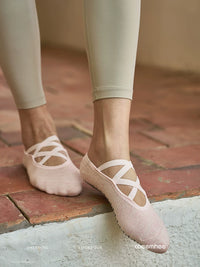 Non-Slip Yoga Pilates Barre Socks for Women, Low Cut Cotton Grip Socks for Dance Fitness