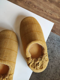 Japanese Style Soft Sole Indoor Warm Cotton Slippers with Heel Support