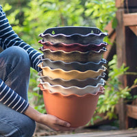 Wall-Mounted Flower Pot with Wave-Edge Design, Thickened Plastic, Water Storage, Hanging Plant Pot for Wall, Balcony Railing, Includes Hooks