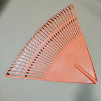 30-Tooth Multi-functional Plastic Garden Rake for Leaves and Grass