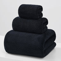 Coral Fleece Pineapple Grid Bath Towel - Soft, Absorbent & Quick-Dry