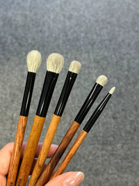 Professional Animal Hair Eyeshadow Brush Set for Blending and Detailing