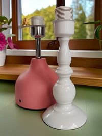 E27 White Painted Metal Straight Rod Table Lamp Base with Touch Control
