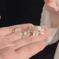 Vintage French Palace Style Resin Flower Ring with Jasmine and Iris