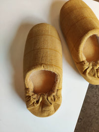 Japanese Style Soft Sole Indoor Warm Cotton Slippers with Heel Support