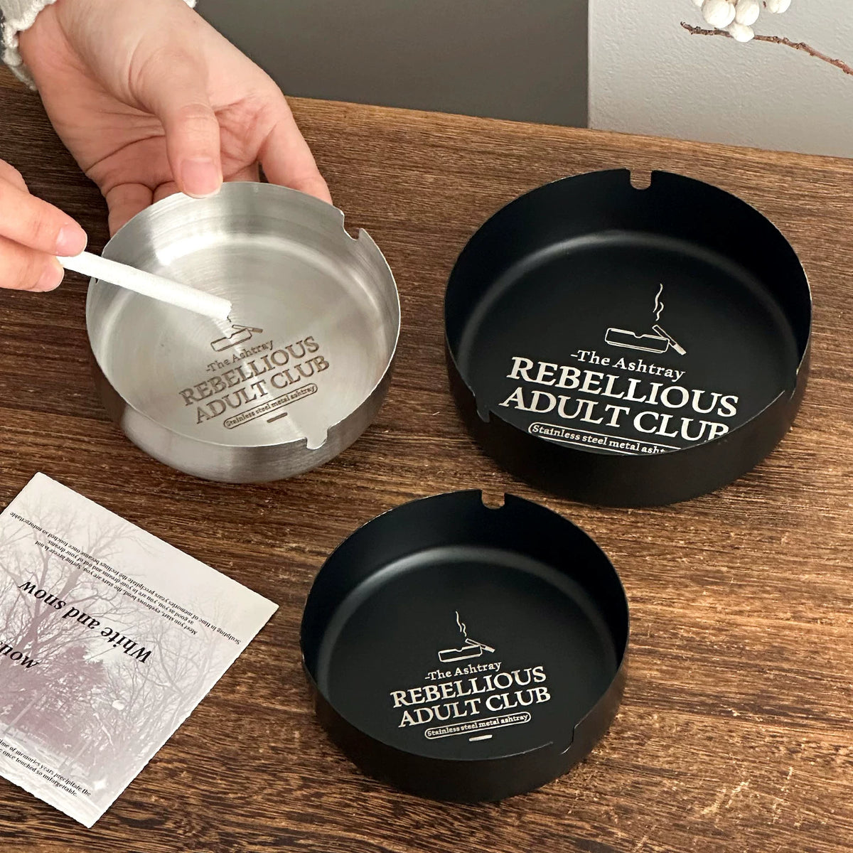 Industrial Style Stainless Steel Ashtray with Windproof Lid for Office and Home Decor