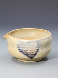 Japanese Style Matcha Bowl with Spout, Ceramic Glazed Tea Bowl for Whipping Matcha Latte, 350ml