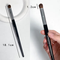 Nose Contour Blending Brush for Highlighting and Detailing, Soft Synthetic Bristles