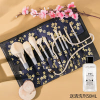 Professional Wooden Handle Makeup Brush Set with Soft Synthetic Bristles for Beginners