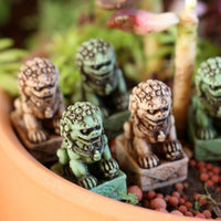 Vintage Dual-Tone Mini Stone Lion Figurines for Garden Micro Landscape Decor