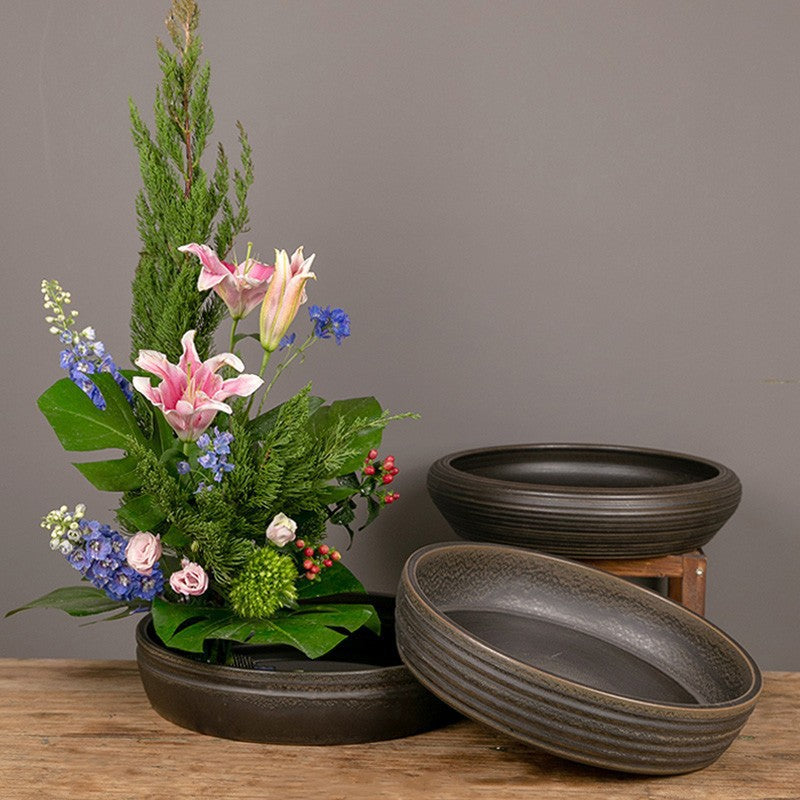 Ceramic Ikebana Flower Pot with Kenzan Base for Chinese Floral Art