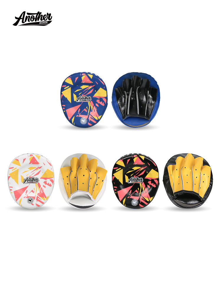 AN Boxing Focus Mitts Curved Punch Target for Sanda Muay Thai Training