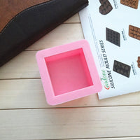 Silicone Ice Cube Tray with Lid for Baby Food, Drinks, and Baking - Square Molds