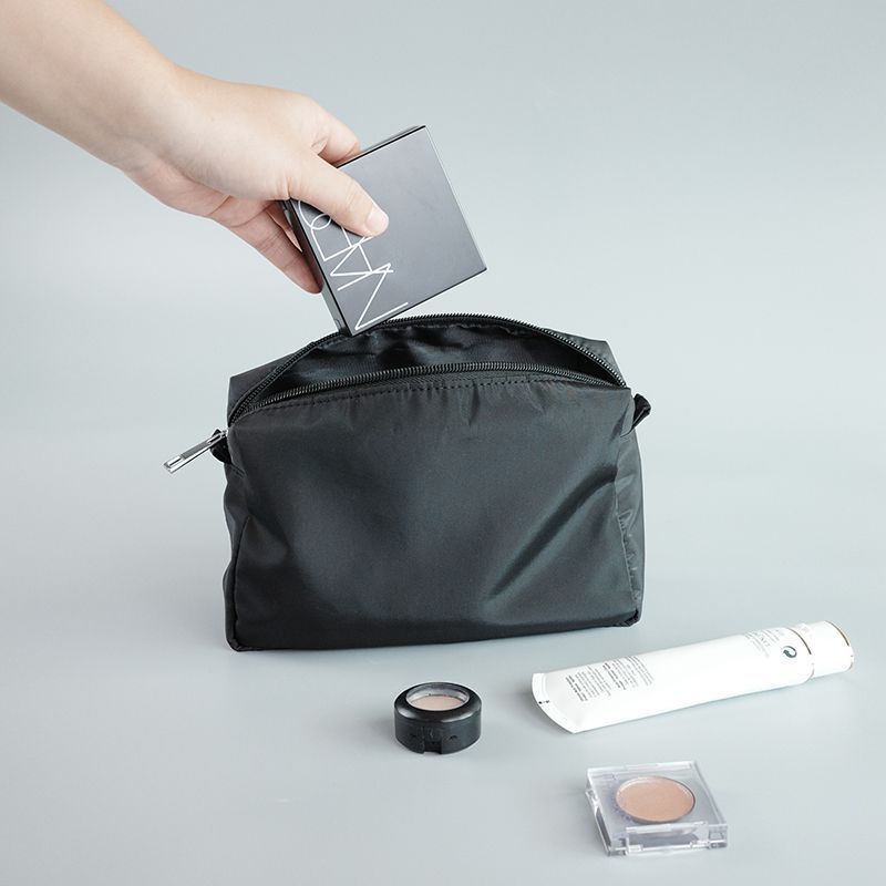 Portable Travel Toiletry Bag Cosmetic Organizer for Men and Women