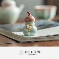 Jingdezhen Glazed Gourd Rotating Ceramic Ornament for Tea Ceremony