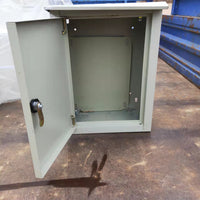 Outdoor Wall/Pole Mount Metal Enclosure with Lock for Security Devices