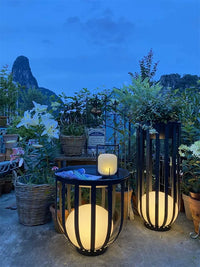 Solar Powered Stainless Steel Outdoor Garden Lawn Lamp with Waterproof Design
