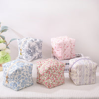 Quilted Floral Cosmetic Bag Insulated Cotton Travel Toiletry Pouch