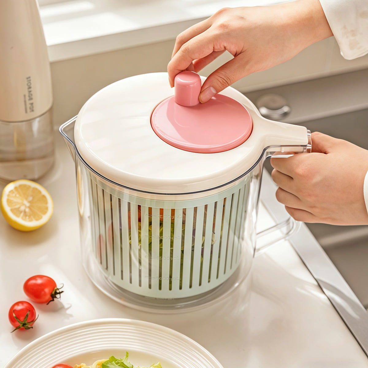 Manual Salad Spinner and Vegetable Dryer with Drain Basket