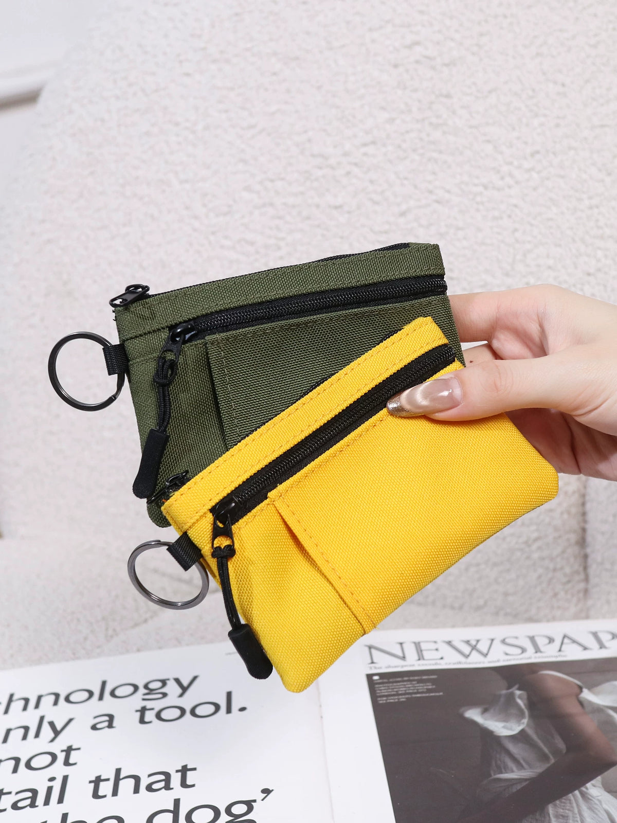 Canvas Coin Purse with Zipper and Keychain, Portable Mini Wallet for Sports and Everyday Use