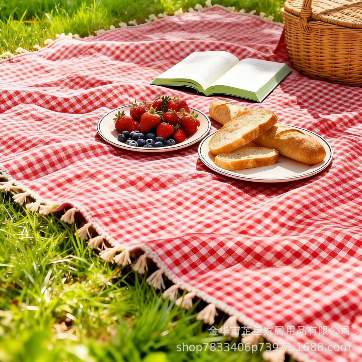 Red Plaid Picnic Blanket Outdoor Camping Mat Moisture-proof Thickened Fabric Pad