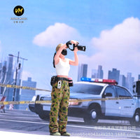 VM 1/18 1/24 Hand-Painted Photographer Figure Miniature Diorama Model