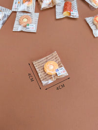 Miniature Resin Bread Dessert Cookies Supermarket Pastry Ornaments for Dollhouse Decoration