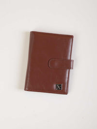 Portable Passport Holder Travel Wallet with Multiple Card Slots for Men and Women