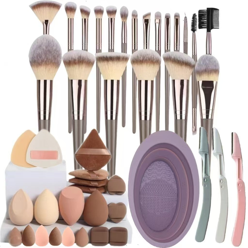 Champagne Makeup Brush Set with Sponge and Brush Cleaning Bowl