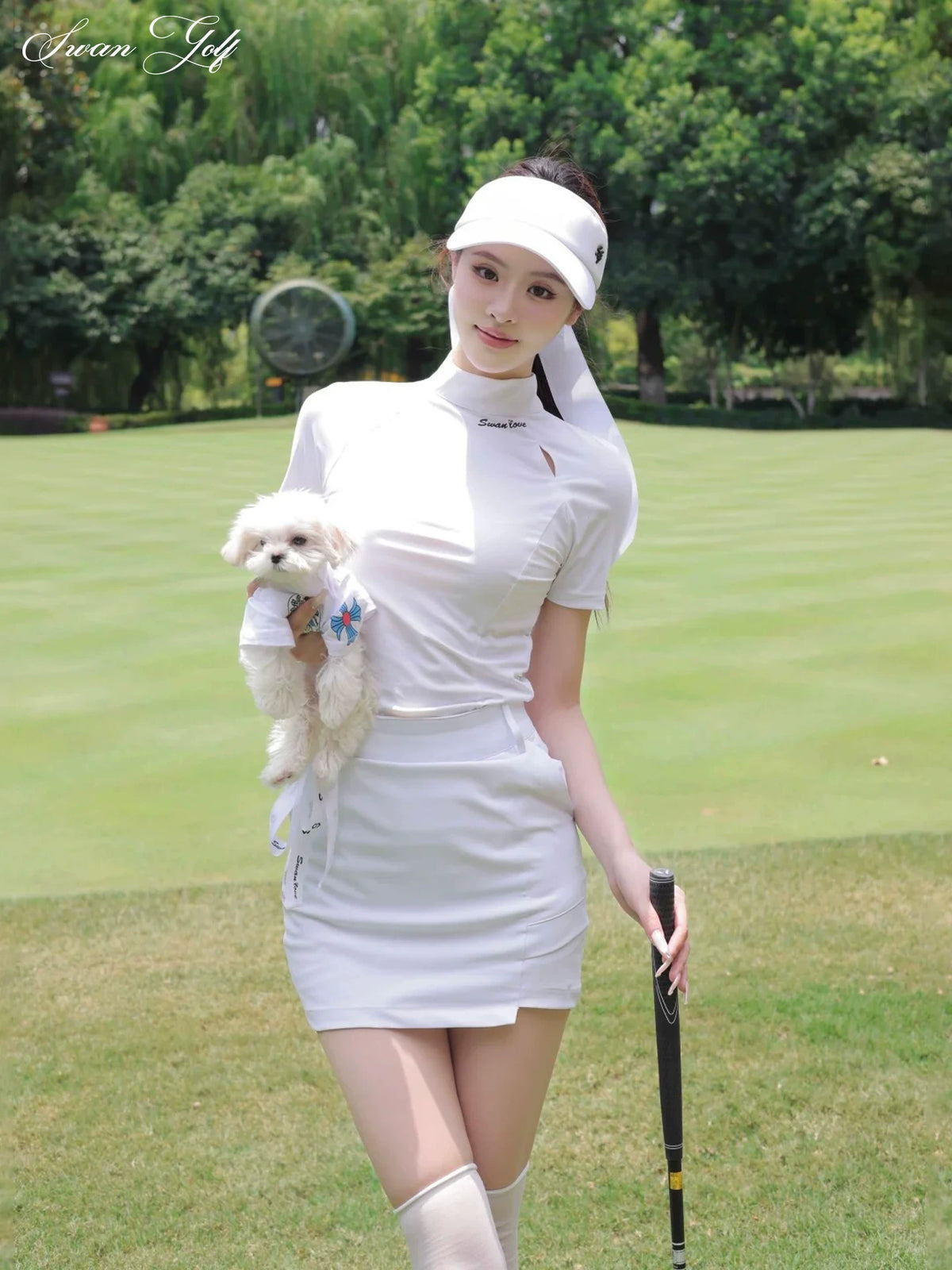 Women's Solid Color Round Neck Short Sleeve Golf T-Shirt and Anti-Exposure Skirt Set