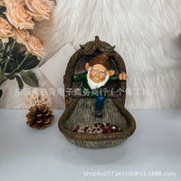 Bigfoot Resin Bird Feeder for Garden & Outdoor Decor
