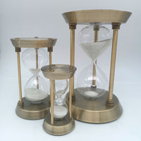 Metal Hourglass Globe Rotating Sand Timer Desktop Ornament