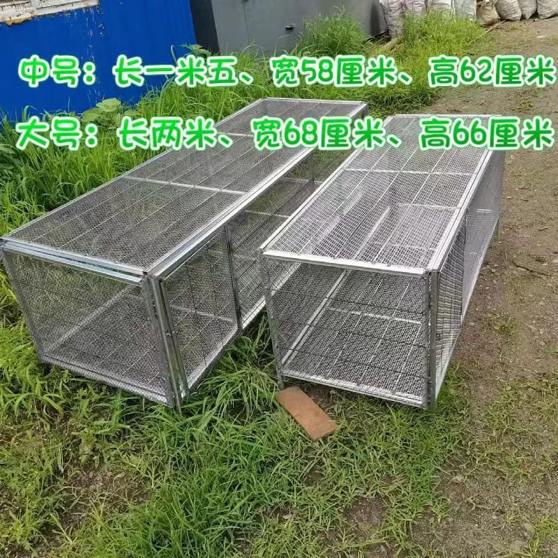 Large Galvanized Wire Mesh Chicken Coop for Poultry and Small Animals
