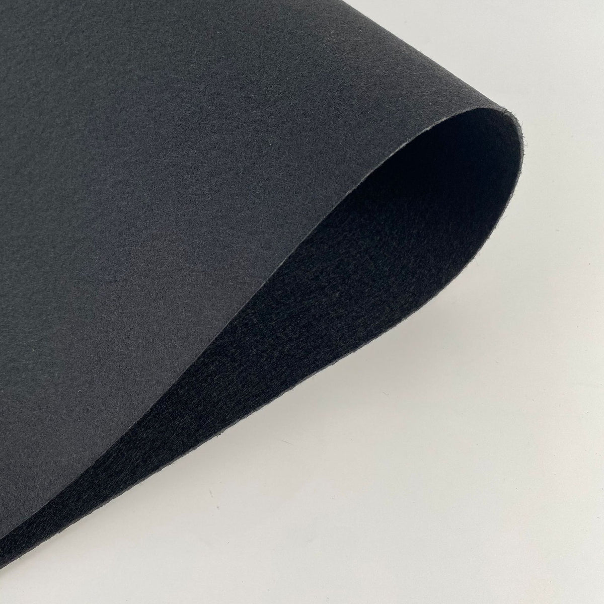 Black Felt Fabric Grow Bags for Plants - High-Density Polyester Fiber Non-Woven Planter Pots