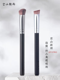 Angled Highlight & Concealer Brush for Flawless Makeup Application