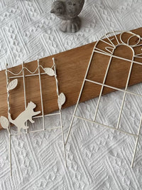 Vintage Iron Cat Arch Trellis for Garden & Balcony Decor