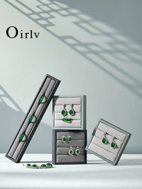 Duo Bao Ni PU Leather Jewelry Display Stand for Rings, Bracelets, and Earrings