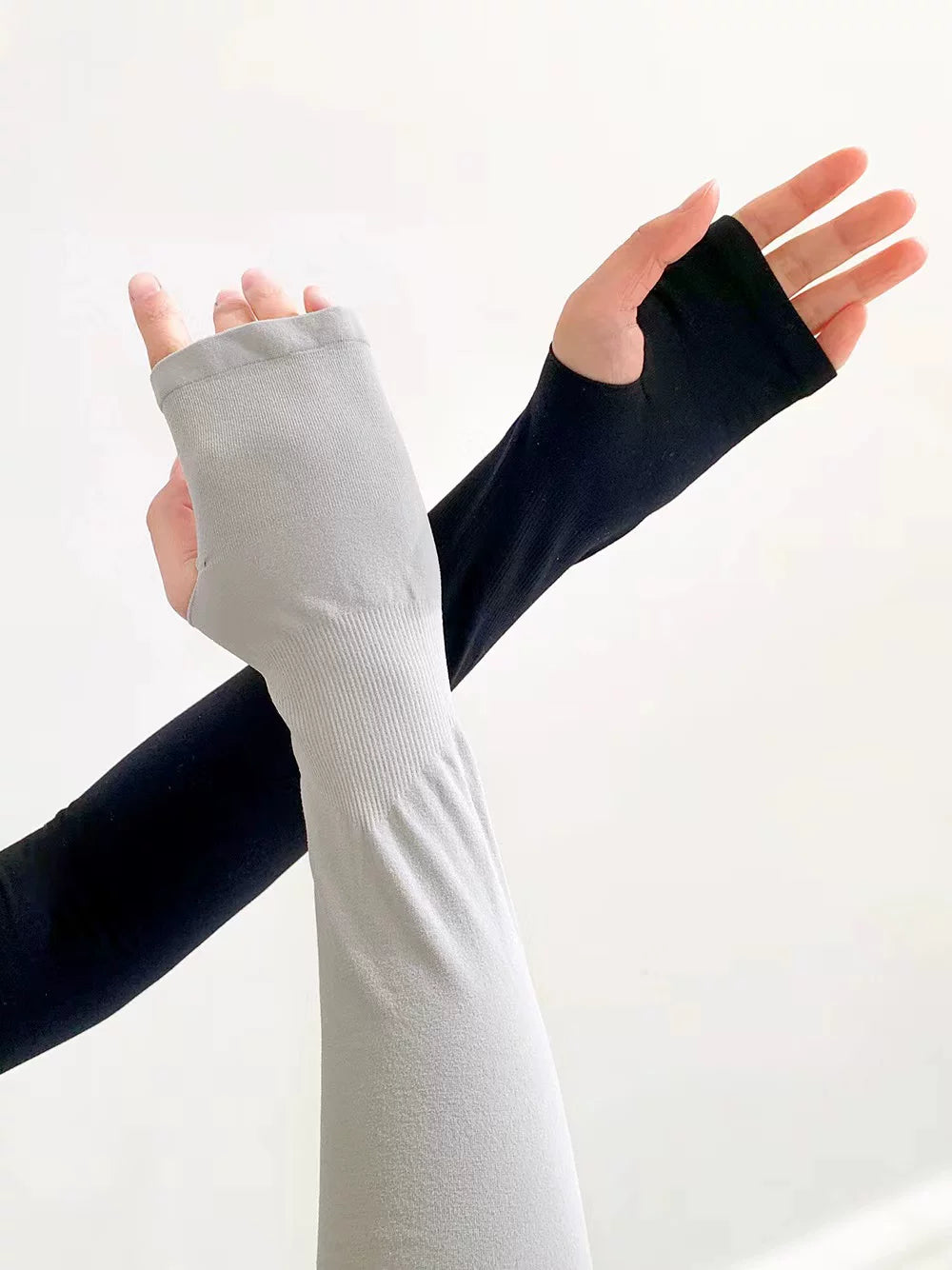 UPF50+ UV Protection Cooling Arm Sleeves for Outdoor Activities