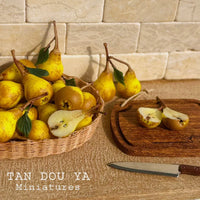 Miniature Clay Orange and Pear Fruit Models for Dollhouse Scenes