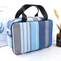 Portable Plaid Toiletry Bag for Men and Women, Large Capacity Travel Wash Bag for Gym and Shower