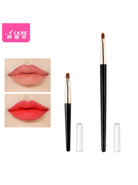 Mini Portable Lip Brush with Cap for Beginners, Retractable Lipstick Applicator for Precise Lip Contouring