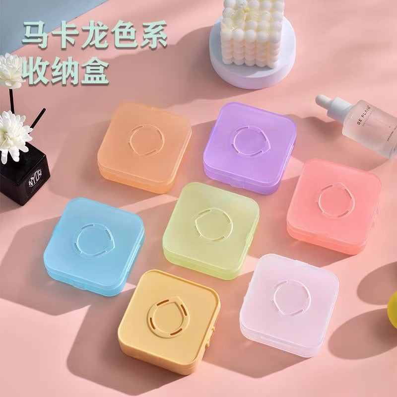 Macaron Color Portable Breathable Makeup Sponge Holder Travel Case