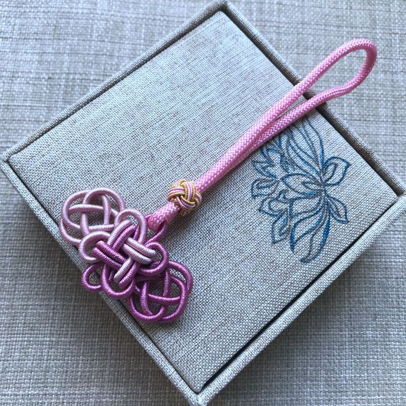 Handmade Chinese Knot Tassel Pendant for DIY Crafts and Decorations